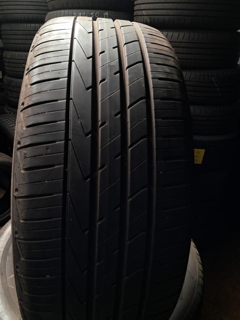 235/50/19 235/50R19 235/50/19 été, Enlèvement