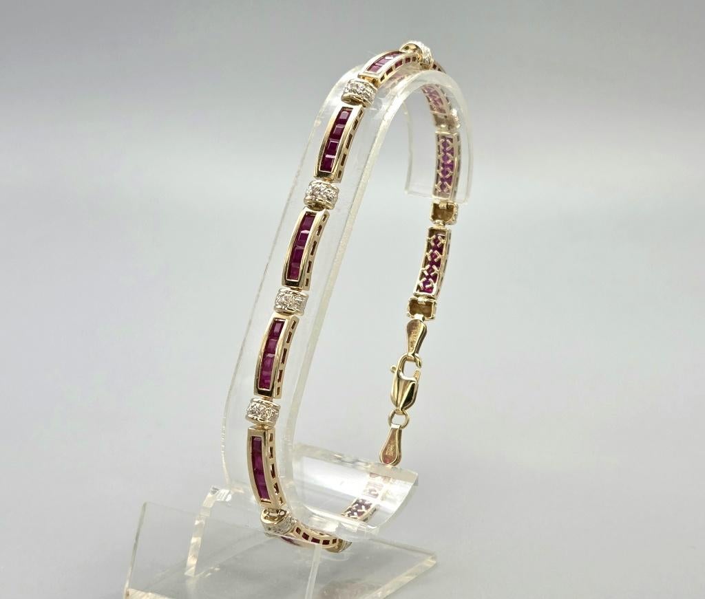 Gouden Vintage tennisarmband robijn en diamant.2026/290, Ophalen of Verzenden, Zo goed als nieuw, Met edelsteen, Rood
