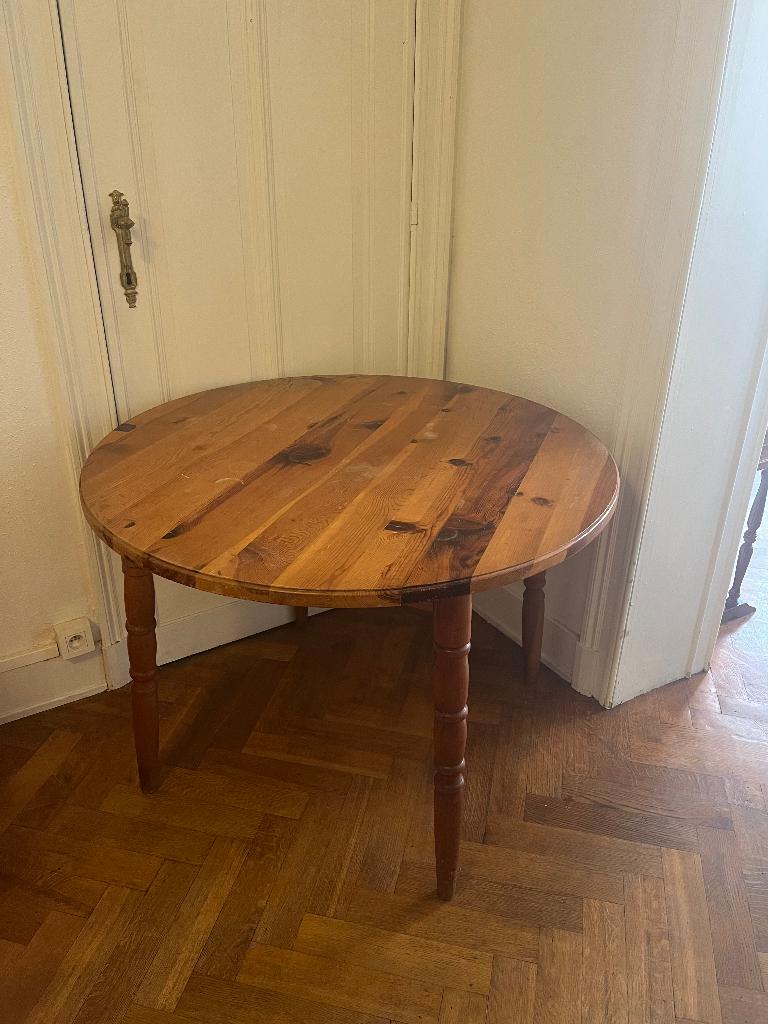 Table ronde en bois, Maison & Meubles, Tables | Tables à manger, Enlèvement, Utilisé