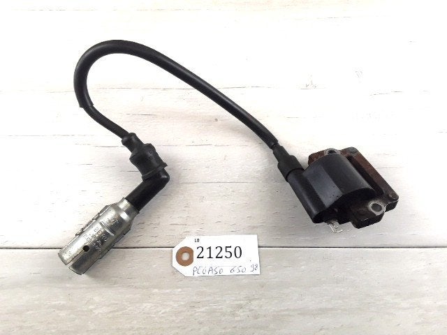 Pegaso 650 1992 - 2005 Aprilia Bobijn bougiekop D1-39266, Motos, Pièces | Autre