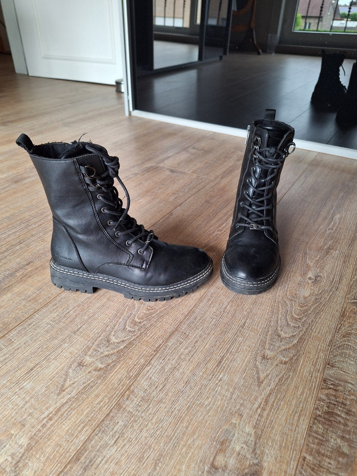 Zwarte Tom tailor snowboots maat 37, Vêtements | Femmes, Chaussures, Enlèvement, Bottes de neige
