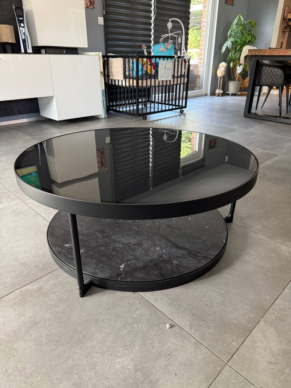 Tables basse en verre, anthracite noire, Rond, Comme neuf, Verre, Enlèvement