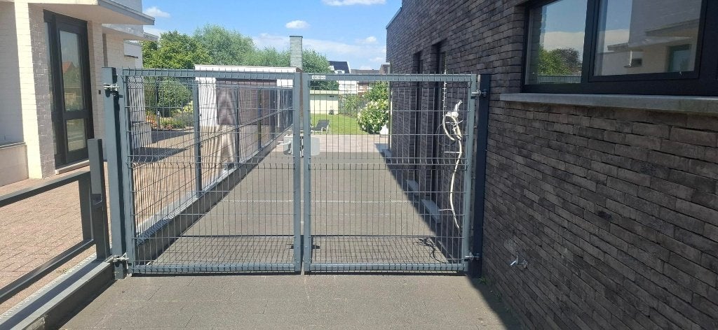 Porte Betafence robuste, parfaite pour le jardin ou l'allée, Jardin & Terrasse, 200 cm ou plus, Portail battant, Aluminium, Comme neuf