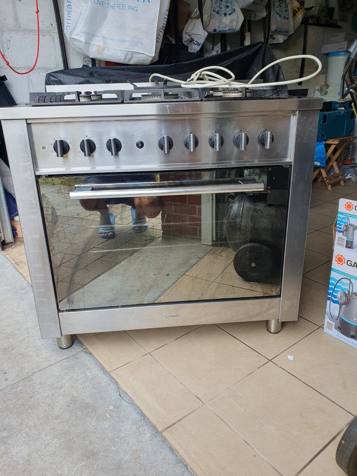 Gasfornuis met oven 90 cm INDESIT, Elektronische apparatuur, Fornuizen, Ophalen