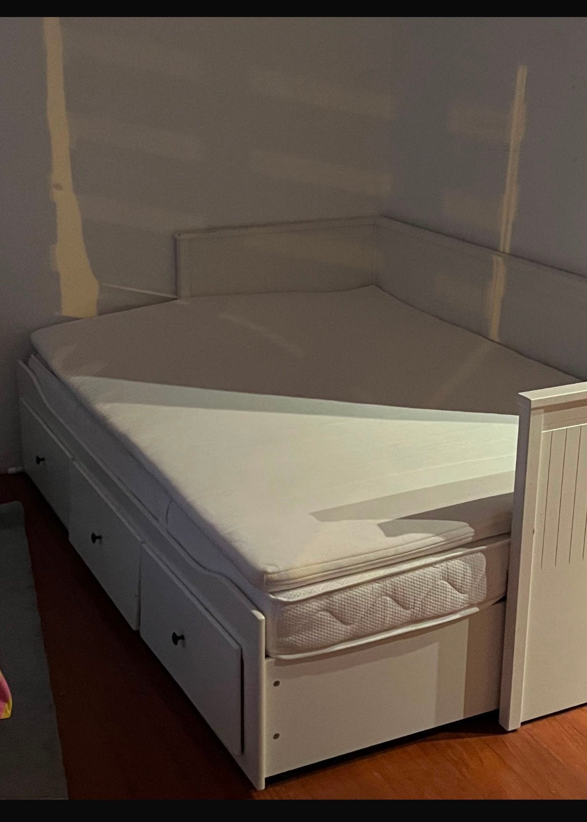 ikea bed, Enlèvement, Comme neuf