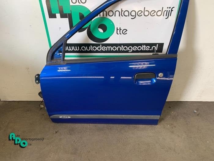 Portière 4portes avant gauche d'un Suzuki Alto (Alto 02-) (, -, 3 mois de garantie, Utilisé, Porte