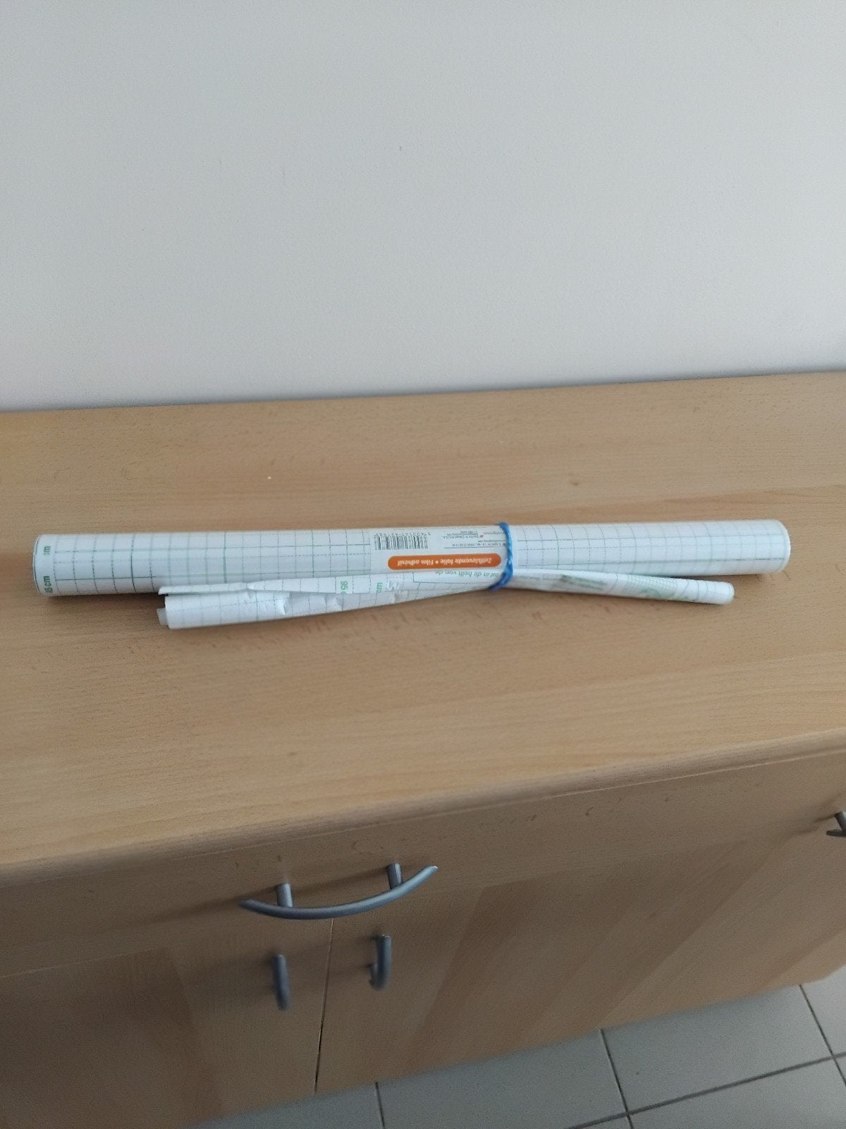 Zelfklevend kaftpapier (1 nieuwe rol + 1 rol kleiner restje), Diversen, Ophalen