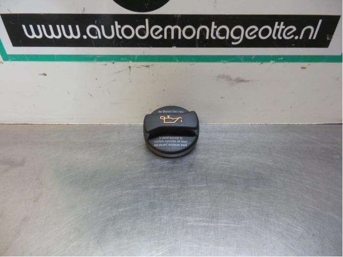 Bouchon d'huile d'un Volkswagen Passat (Passat 01-), Autos : Pièces & Accessoires, Volkswagen, -, 3 mois de garantie, Utilisé