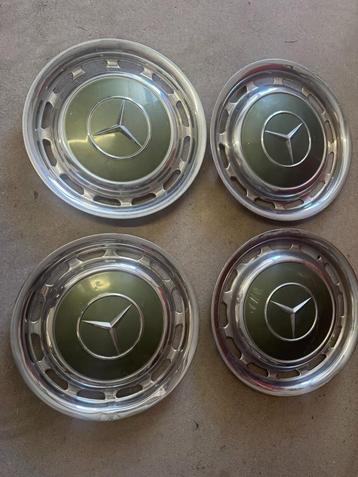 Mercedes Wieldeksels beschikbaar voor biedingen