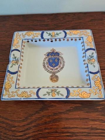 Cendrier / Vide-poche Royal à Blason France beschikbaar voor biedingen