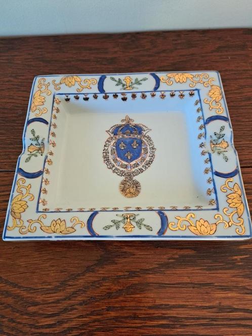 Cendrier / Vide-poche Royal à Blason France, Antiek en Kunst, Antiek | Keramiek en Aardewerk, Ophalen of Verzenden