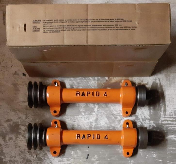 2 x Rapid 4 gelagerde zaagas met dubbele V-riemschijf-NIEUW, Doe-het-zelf en Bouw, Gereedschap | Zaagmachines, Nieuw, Ophalen
