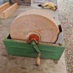 oude slijpsteenmachine met de hand te bedienen, Ophalen of Verzenden