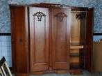 Antieke houten kleerkast, Ophalen