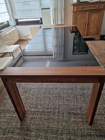 Eettafel uittrekbaar Hülsta notenhout 2,10m tot 3,10m beschikbaar voor biedingen