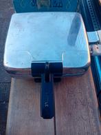 Nova Brand  Grandma wafelijzer in zeer goede staat, Ophalen of Verzenden