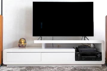 moderne tv-kast wit hoogglans beschikbaar voor biedingen
