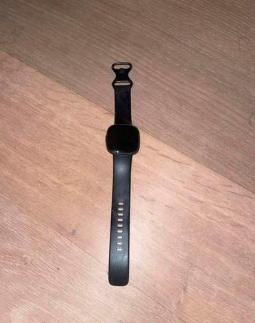 Fitbit Versa 3 Sporthorloge + Oplaadkabel, Enlèvement ou Envoi, Utilisé