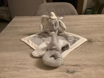 Disney Dumbo baby pluche knuffelset beschikbaar voor biedingen