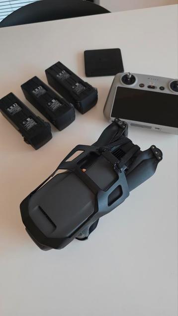 DJI Mavic 3 + DJI RC + 3 extra batterijen + ND-filters   beschikbaar voor biedingen