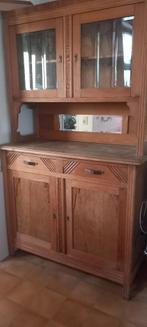 Hoge houten kast met mooie houtsnede, Ophalen, Gebruikt, 100 tot 150 cm, Glas