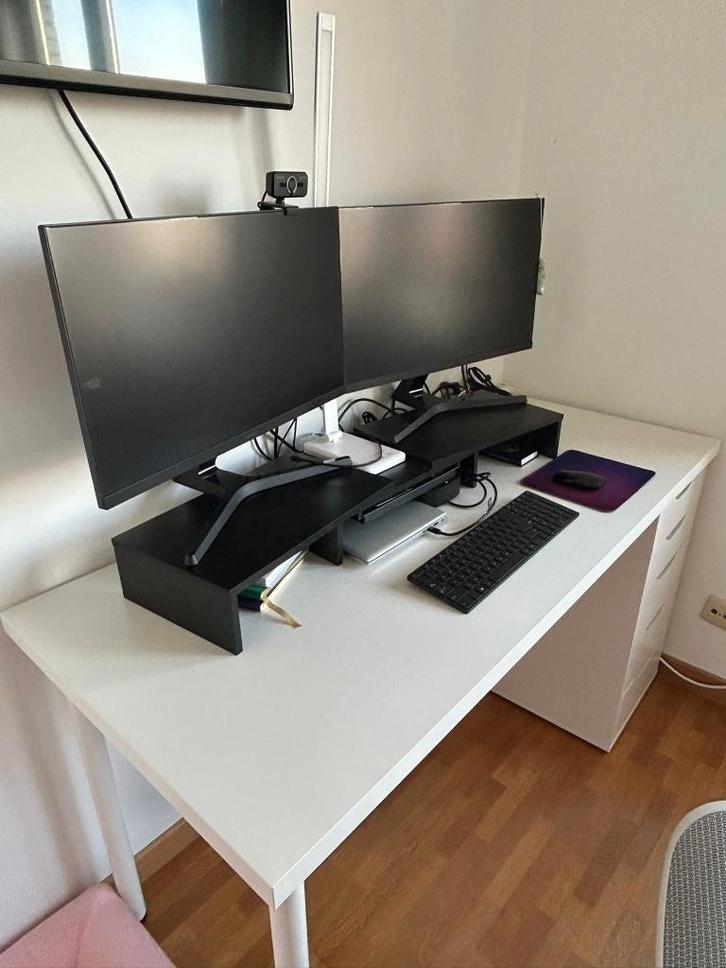 IKEA wit bureau 14060 met ladeblok: Bureau/bureau, Huis en Inrichting, Bureaus, Zo goed als nieuw, Bureau, Ophalen