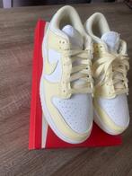 Nike dunk low sneakers 37,5, Vêtements | Femmes, Chaussures, Jaune, Sneakers et Baskets, Nike, Enlèvement ou Envoi