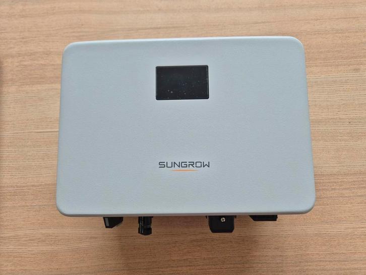 Omvormer zonnepanelen Sungrow, Bricolage & Construction, Panneaux solaires & Accessoires, Comme neuf, Système complet, Enlèvement