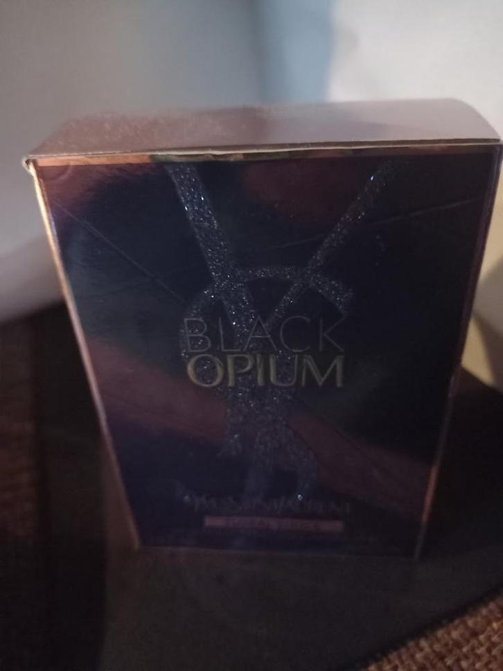 Lege Yves Saint Laurent parfumflesjes, Handtassen en Accessoires, Uiterlijk | Parfum, Gebruikt, Ophalen