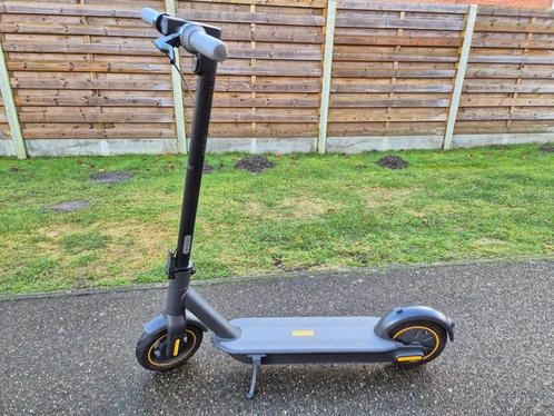 Segway ninebot Max G30, Fietsen en Brommers, Steps, Zo goed als nieuw, Elektrische step (E-scooter), Ophalen