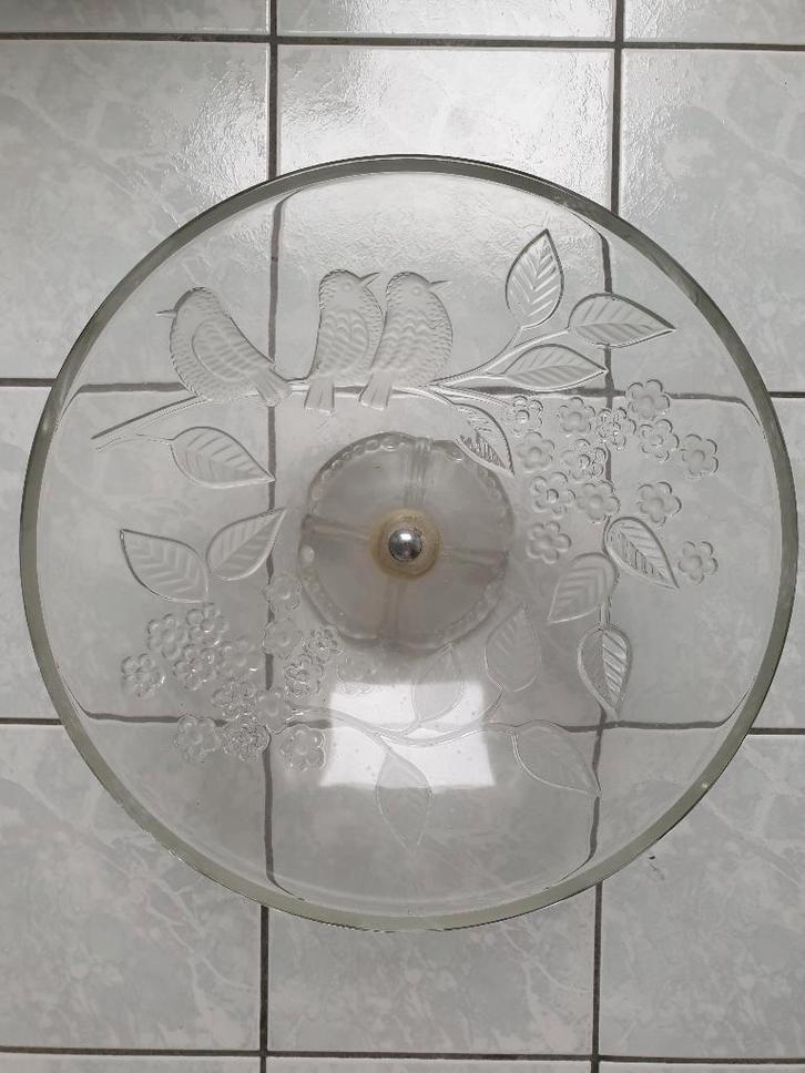 Glazen Fruitschaal Voetstuk Vogels Bladeren Bloemen Trifle, Huis en Inrichting, Keuken | Servies, Gebruikt, Schaal of Schalen