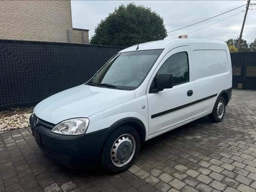 Opel Combo 50.000km! 1.4 Essence, Autos, Camionnettes & Utilitaires, Particulier, ABS, Airbags, Capteur de stationnement, Radio