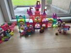 Vtech Vrolijke Vriendjes Kasteel en toebehoren, Ophalen, Zo goed als nieuw, 2 tot 4 jaar
