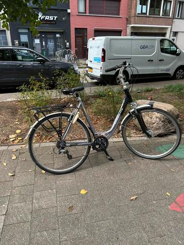 Damesfiets gazelle beschikbaar voor biedingen