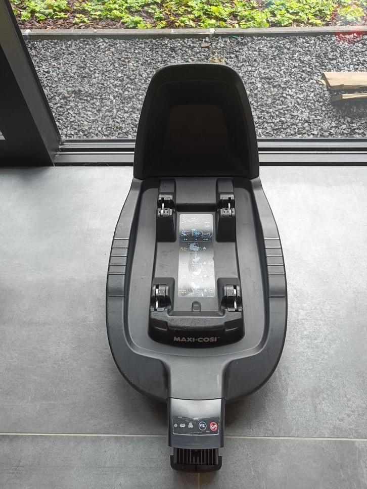 Maxi-Cosi Basis voor autostoel FamilyFix3, Kinderen en Baby's, Autostoeltjes, Zo goed als nieuw, Maxi-Cosi, 0 t/m 18 kg, Isofix