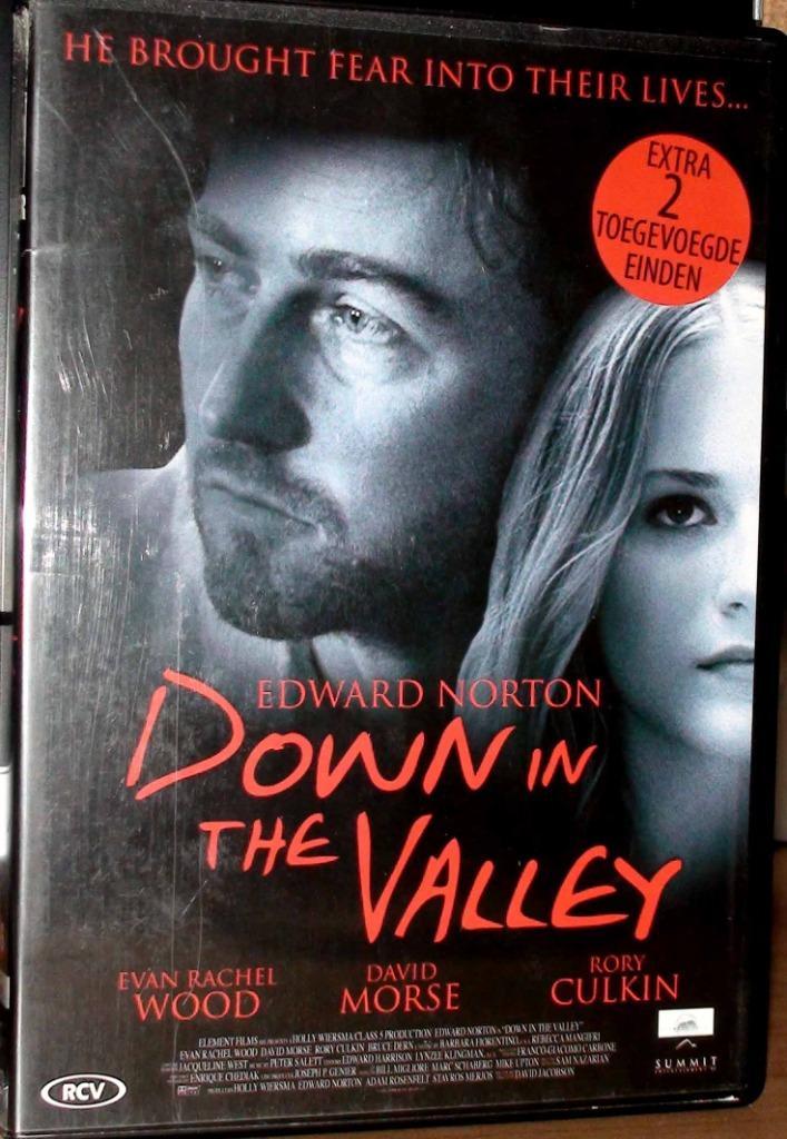 en bas dans la vallée dvd, CD & DVD, DVD | Thrillers & Policiers, Thriller d'action, Enlèvement ou Envoi