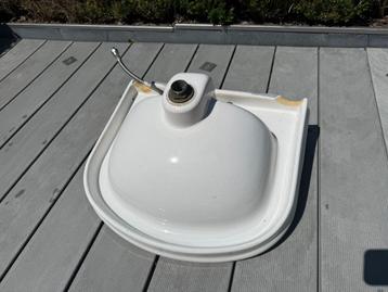 Vintage Lavabo beschikbaar voor biedingen
