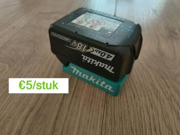 Batterij en Toolhouders van Makita/DeWalt/Milwaukee/Hilti/.. disponible aux enchères