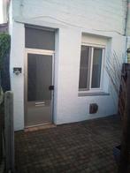 Af te werken alleenstaand huis met grote tuin, Immo, Maisons à vendre, Province de Flandre-Orientale, 500 à 1000 m², 4 pièces