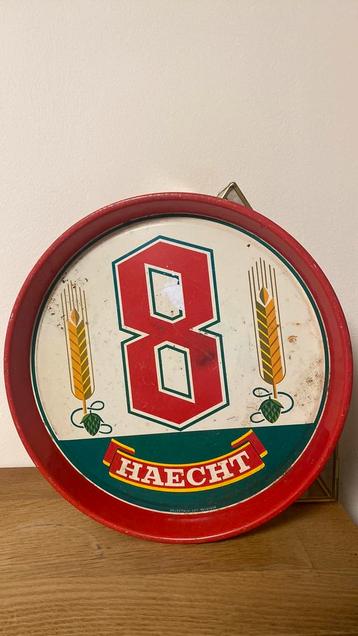 Oud bierbakje beschikbaar voor biedingen