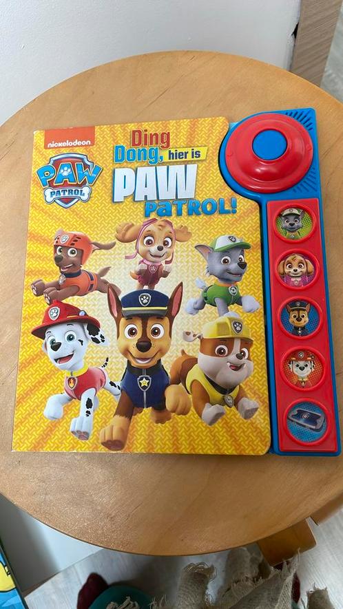 Ding, dong, hier is Paw Patrol!, Livres, Livres pour enfants | 4 ans et plus, Comme neuf, Enlèvement ou Envoi
