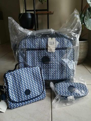 Cartable à roulettes + plumier + sac repas Kipling (Boy Geo) beschikbaar voor biedingen