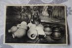 Ruanda - fabrication de poteries, Ophalen of Verzenden, 1960 tot 1980, Ongelopen, Buiten Europa