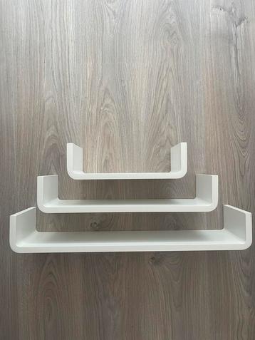 Set van 3 moderne wandplanken beschikbaar voor biedingen