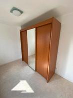 houten kast met spiegel, Huis en Inrichting, Ophalen