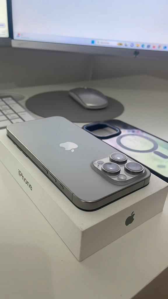 Iphone 15 Pro Max – 512GB – Titane Naturel, Telecommunicatie, Mobiele telefoons | Apple iPhone, Zo goed als nieuw, 512 GB, iPhone 15 Pro Max