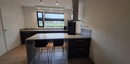 Stijlvolle antraciet eilandkeuken bar+barstoelenGEDEMONTEERD, Huis en Inrichting, Keuken | Complete keukens, Zo goed als nieuw