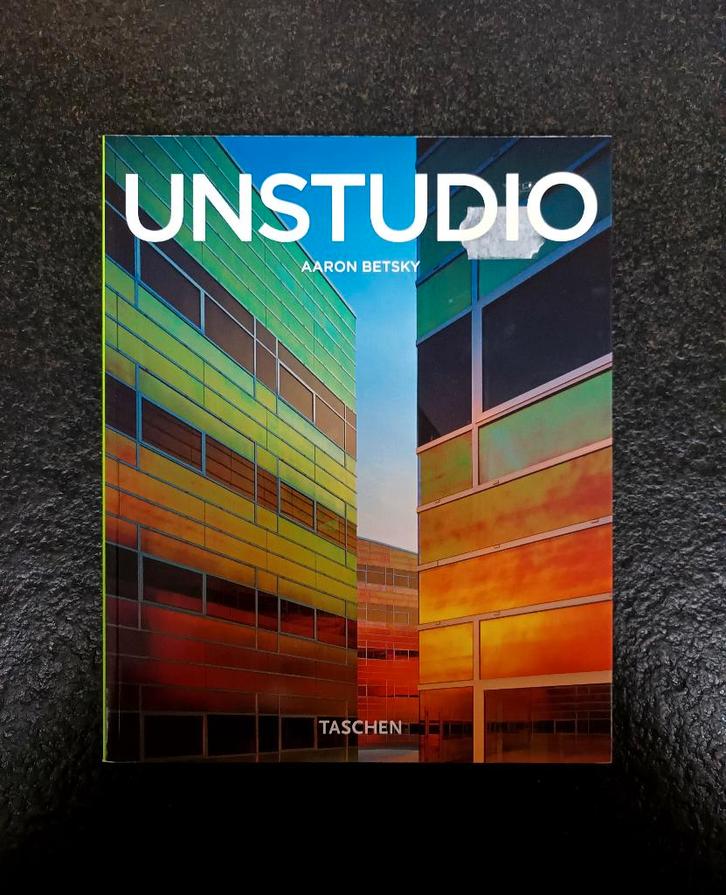 UNStudio - De Zwevende Ruimte - Taschen, Boeken, Kunst en Cultuur | Architectuur, Zo goed als nieuw, Verzenden