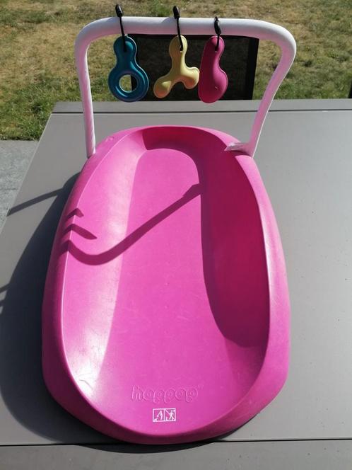 verzorgingskussen Hoppop roze met speelboog, Kinderen en Baby's, Badjes en Verzorging, Gebruikt, Aankleedkussen, Overige merken