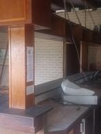 Houten toog, Ophalen, Gebruikt, Barinrichting